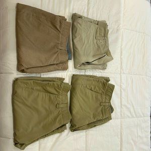 Under Armour size 32 Kaki Shorts